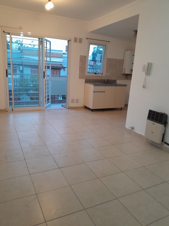 ALQUILAMOS DPTO DE 1 DORMITORIO CALLE SALTA 849 