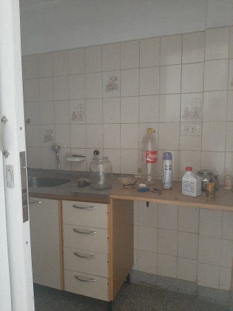 INMOBILIARIA GOMEZ GHISI Y D. FENES NEG INMOB. VENDEN: