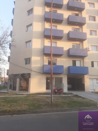 INMOBILIARIA GOMEZ GHISI Y D. FENES NEG INMOB. ALQUILAN: