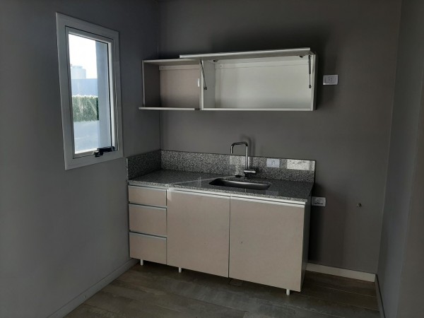 INMOBILIARIA GOMEZ GHISI Y D. FENES NEG INMOB. VENDEN: