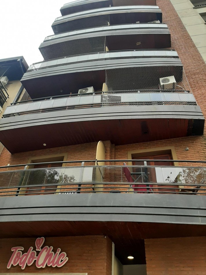 ALQUILAMOS DPTO DE 1 DORMITORIO CALLE 25 DE MAYO 431