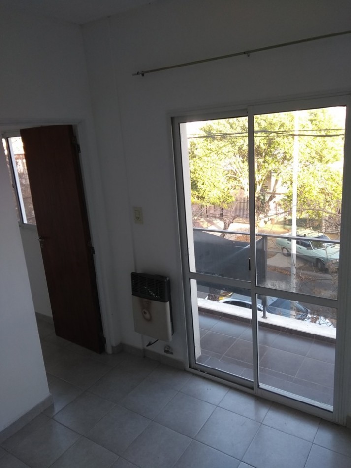 Alquilamos dpto de 1 dormitorio calle San Luis 