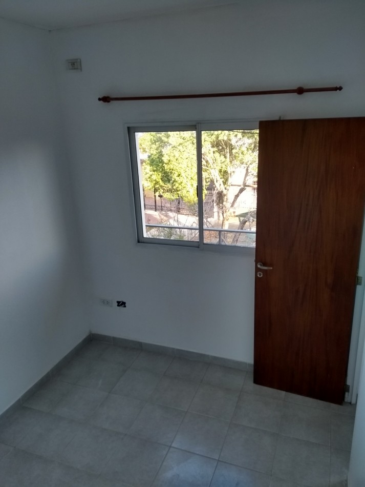 Alquilamos dpto de 1 dormitorio calle San Luis 