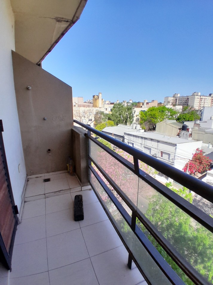 ALQUILAMOS DPTO DE 1 DORMITORIO A. PASOS 773