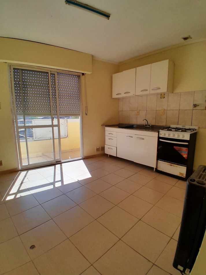 ALQUILAMOS DPTO Calle Echague 854