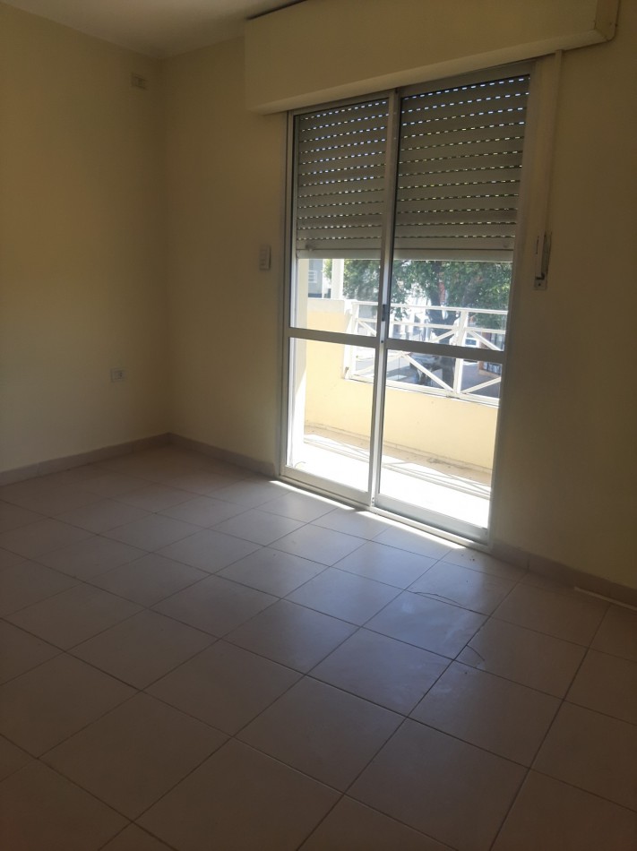 ALQUILAMOS DPTO Calle Echague 854