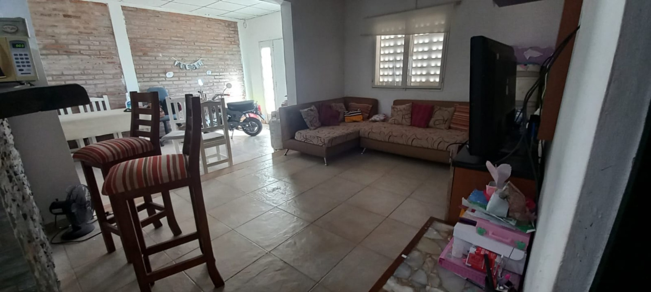 ALQUILAMOS CASA Barrio empleado de Comercio (Zona Zanni al final)