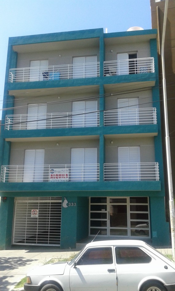 ALQUILAMOS CALLE PERON 333  Dpto de 2 dormitorios.