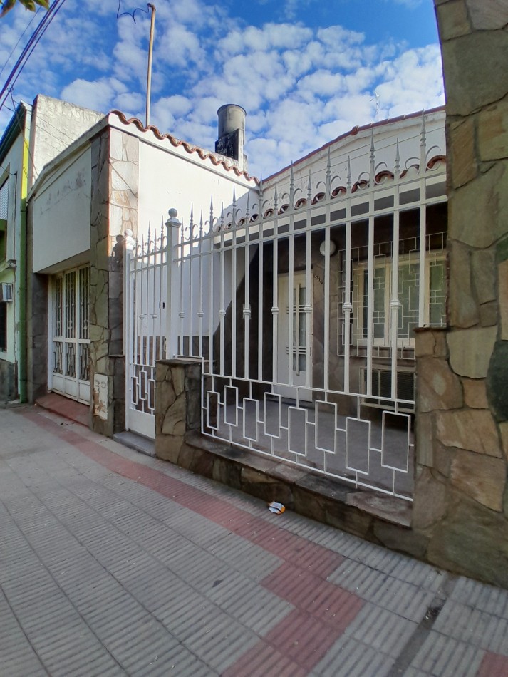 ALQUILAMOS CASA Calle A. Brown 555