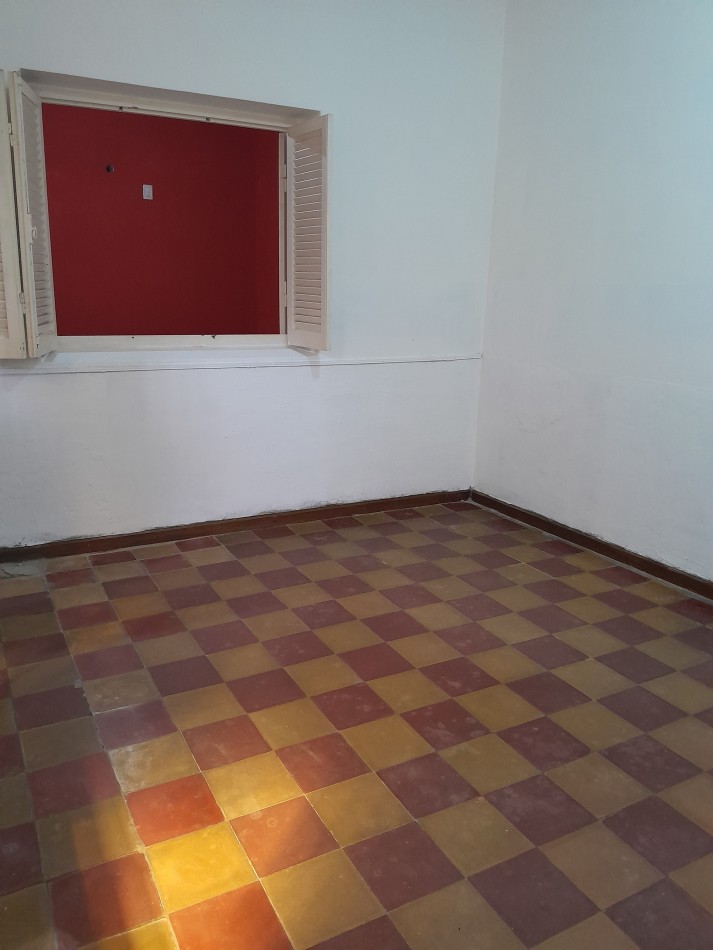 ALQUILAMOS AMPLIA CASA Calle A. Brown 559