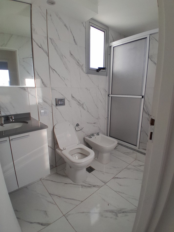 ALQUILAMOS Dpto 25 de Mayo 613 Ed Las Moras