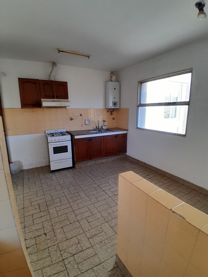 ALQUILAMOS DUPLEX Calle Santa Fe 450