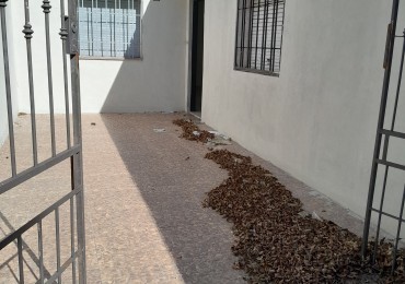 ALQUILER CALLE RONDEAU 1727 Dpto en planta baja con cochera