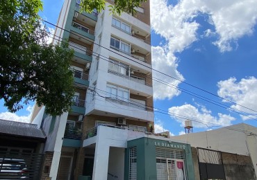 VENDEMOS Calle Diamante 60 Dpto 2 dormitorios y cochera.